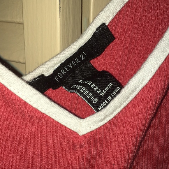 Red Curvy dress - Picture 5 of 5